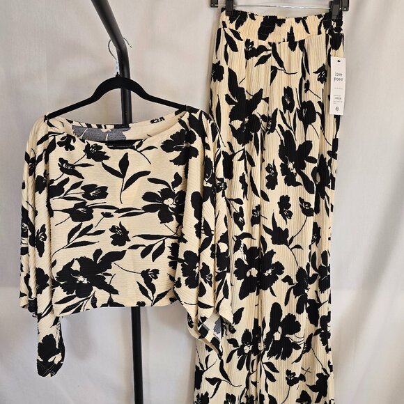 Love Poem Pants - Black and white floral off the Shoulder pantsuit